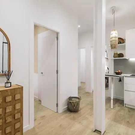 Pontone - 2 Bedrooms And Balcony In Eixample Dreta * Βαρκελώνη